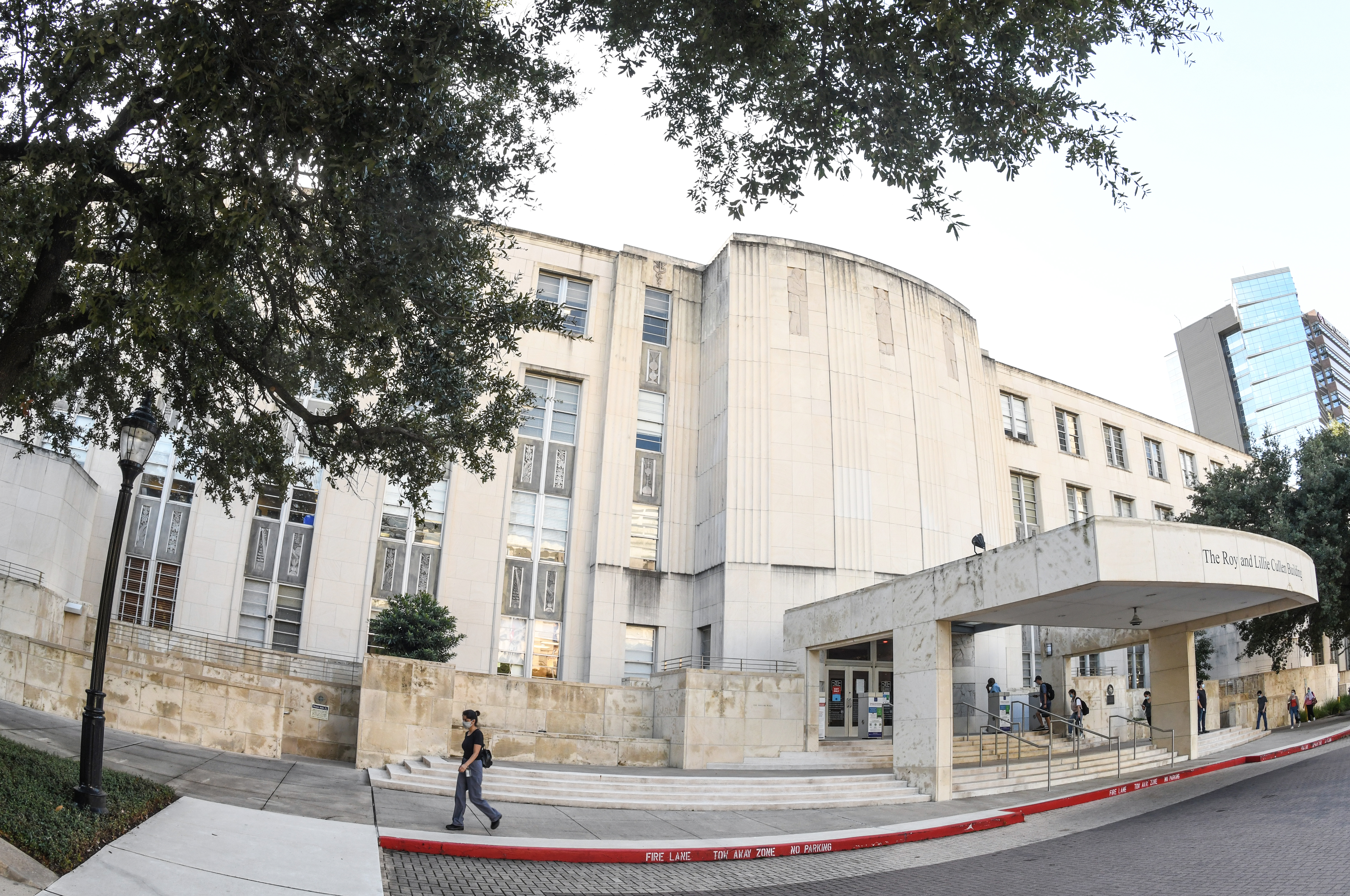 Botswana Ministry of Health and the Botswana Baylor Trust renew 19-year partnership